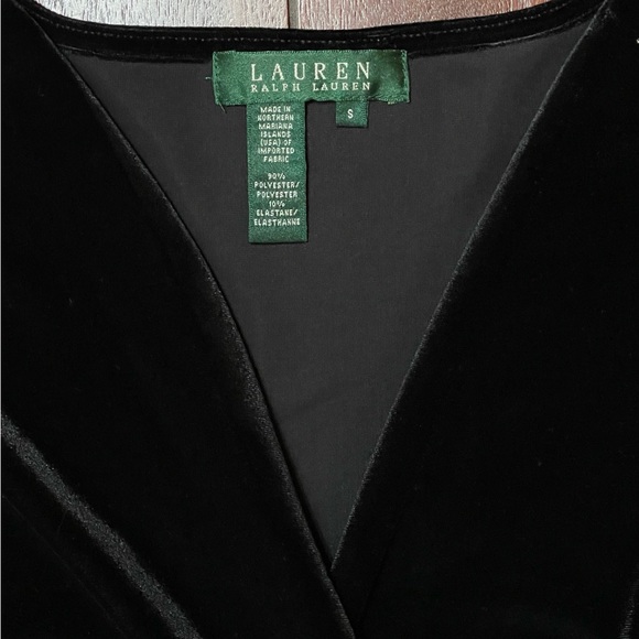 LAUREN Ralph Lauren Black Flutter-Sleeve Cocktail Top sz: Small - Picture 3 of 7